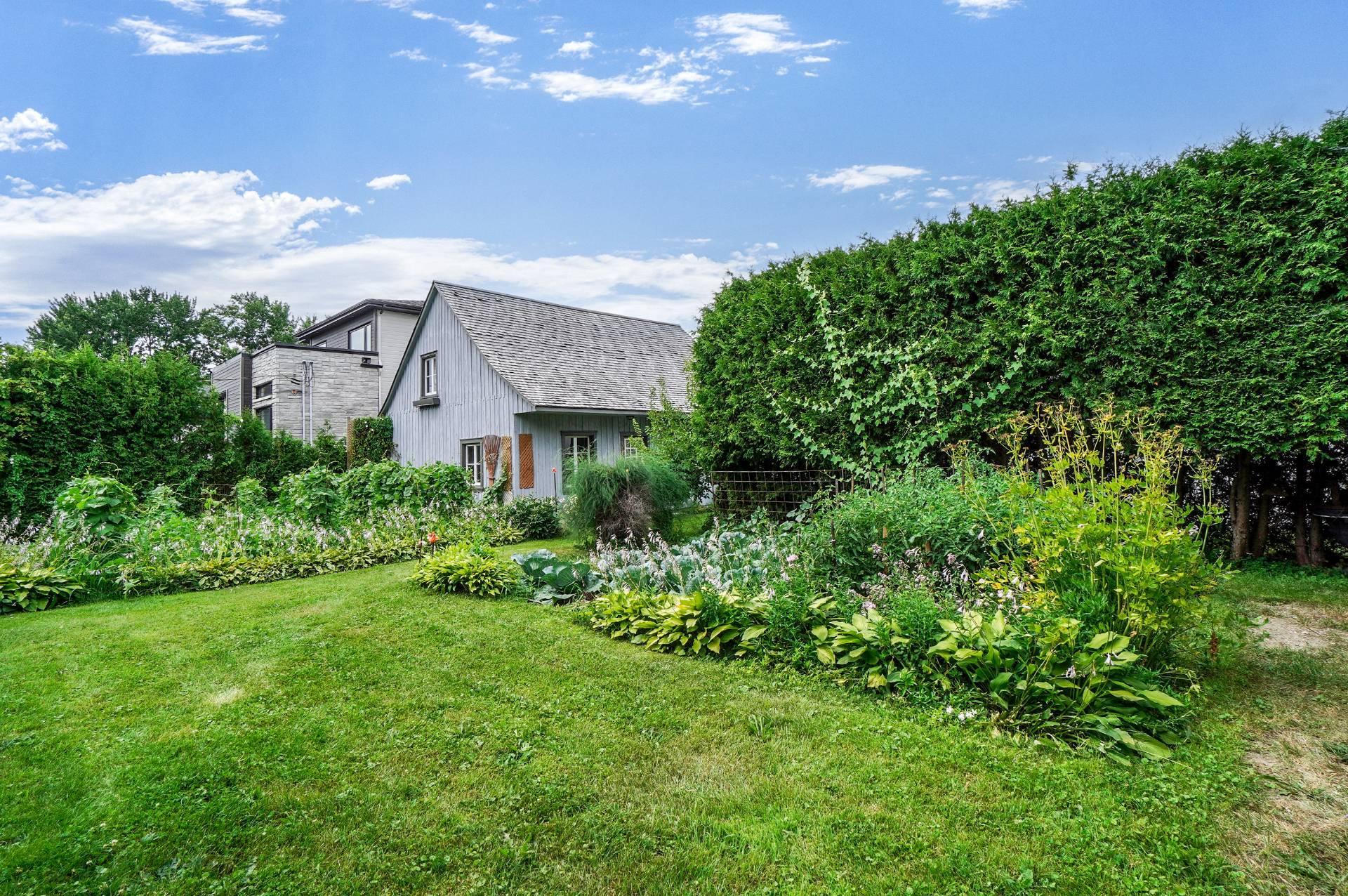 









3415


Côte de Terrebonne

,
Terrebonne (Terrebonne),




QC
J6Y1J1

