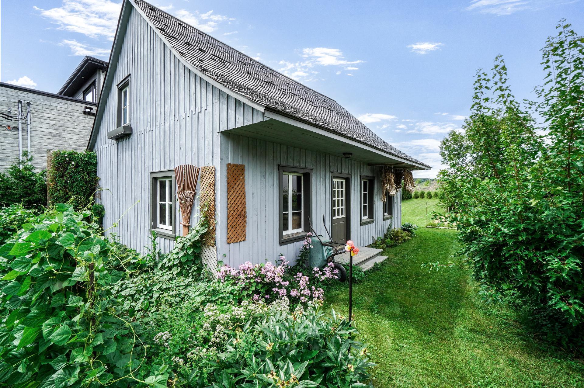 









3415


Côte de Terrebonne

,
Terrebonne (Terrebonne),




QC
J6Y1J1

