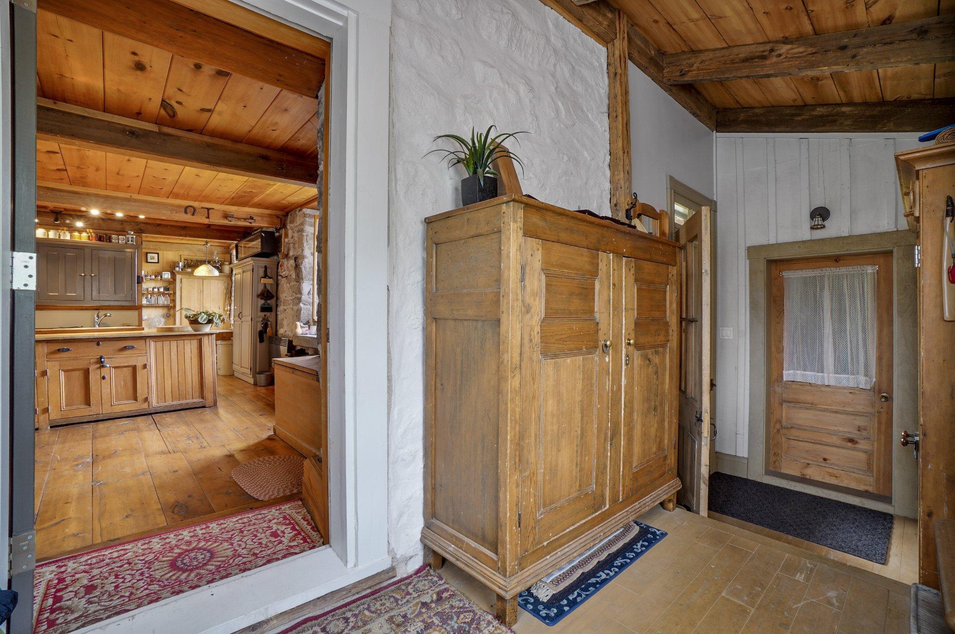 









3415


Côte de Terrebonne

,
Terrebonne (Terrebonne),




QC
J6Y1J1

