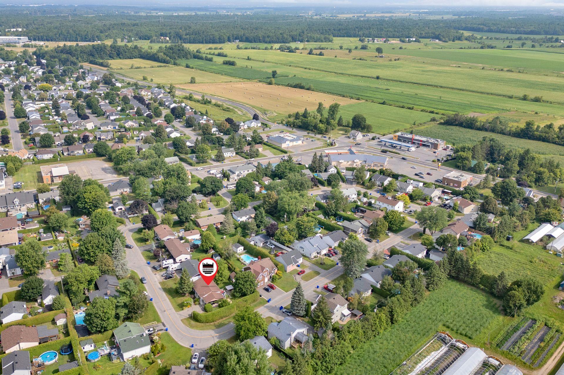 









15760


Rue Rolland

,
Mirabel,




QC
J7N1X6

