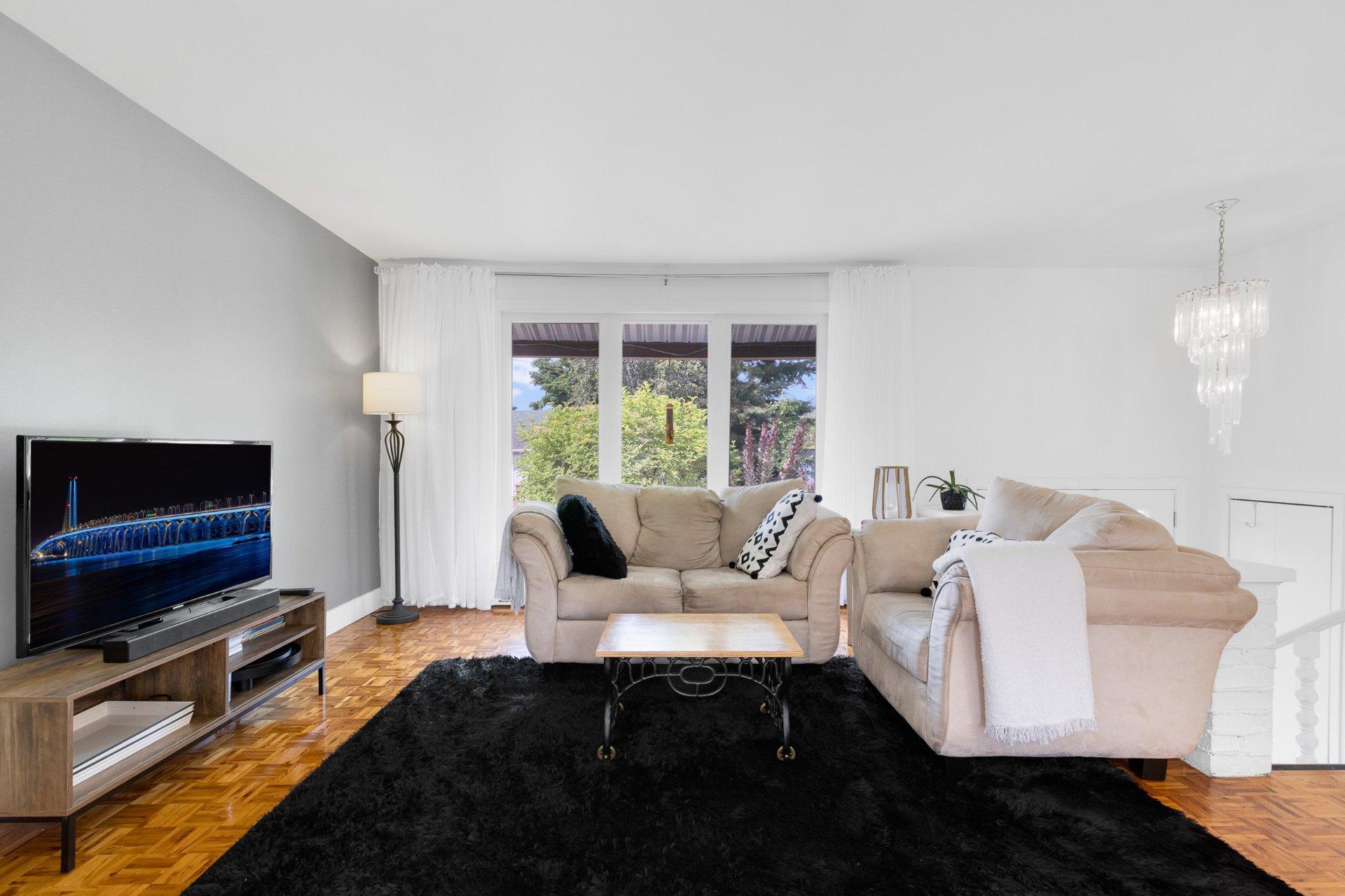 









15760


Rue Rolland

,
Mirabel,




QC
J7N1X6

