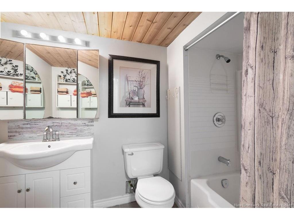 









3168


King George Highway

,
Miramichi,




NB
E1V 7B9

