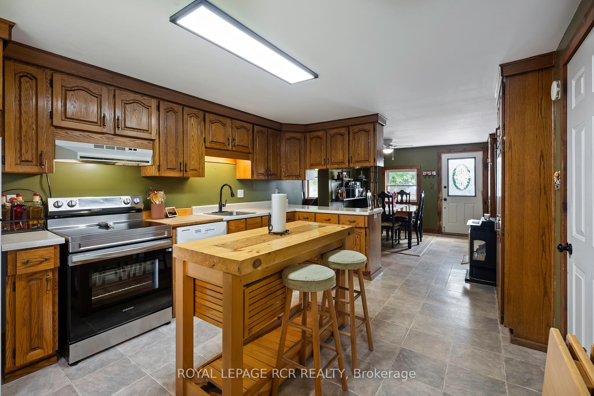 









168


Victoria

Street,
Shelburne,




ON
L9V 2Y1


