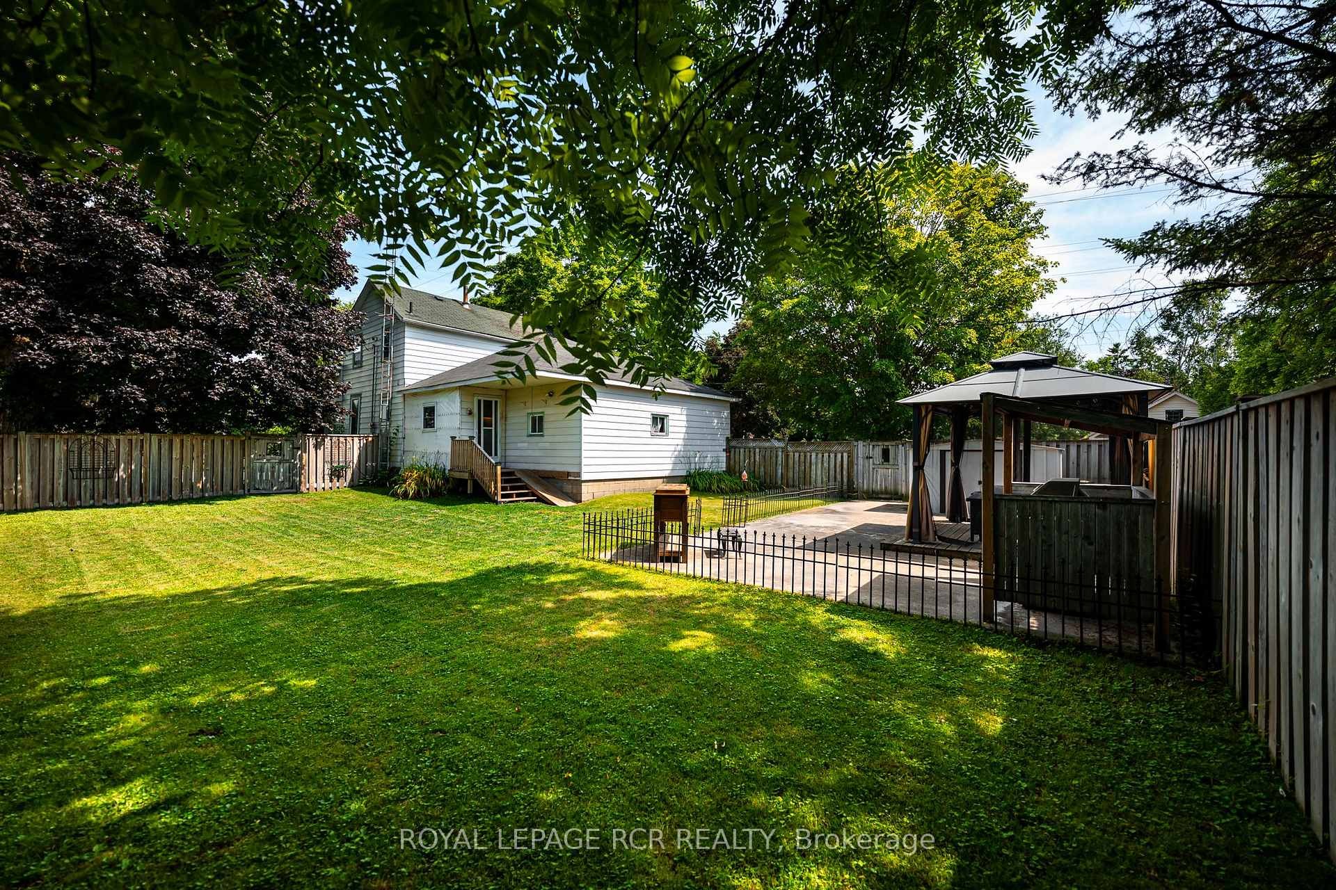 









168


Victoria

Street,
Shelburne,




ON
L9V 2Y1

