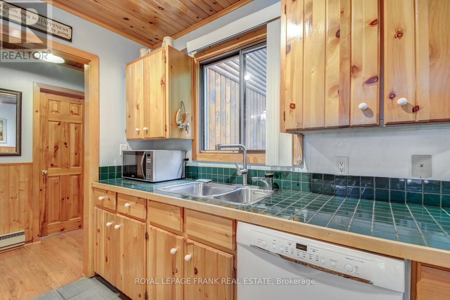 












556 JENNISON ROAD

,
Marmora and Lake (Lake Ward),




Ontario
K0L1W0

