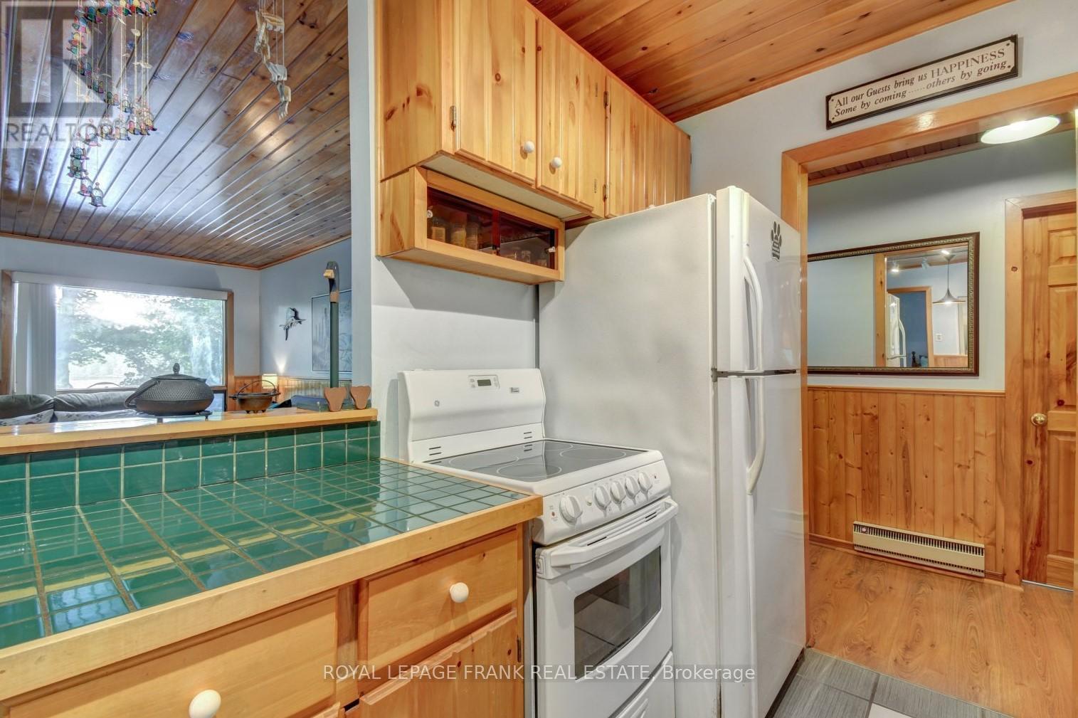 












556 JENNISON ROAD

,
Marmora and Lake (Lake Ward),




Ontario
K0L1W0

