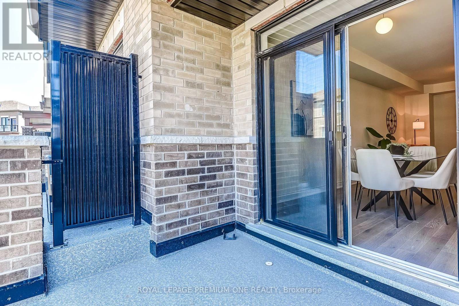 












71 TENNANT CIRCLE N

,
Vaughan,




Ontario
L4H5L5

