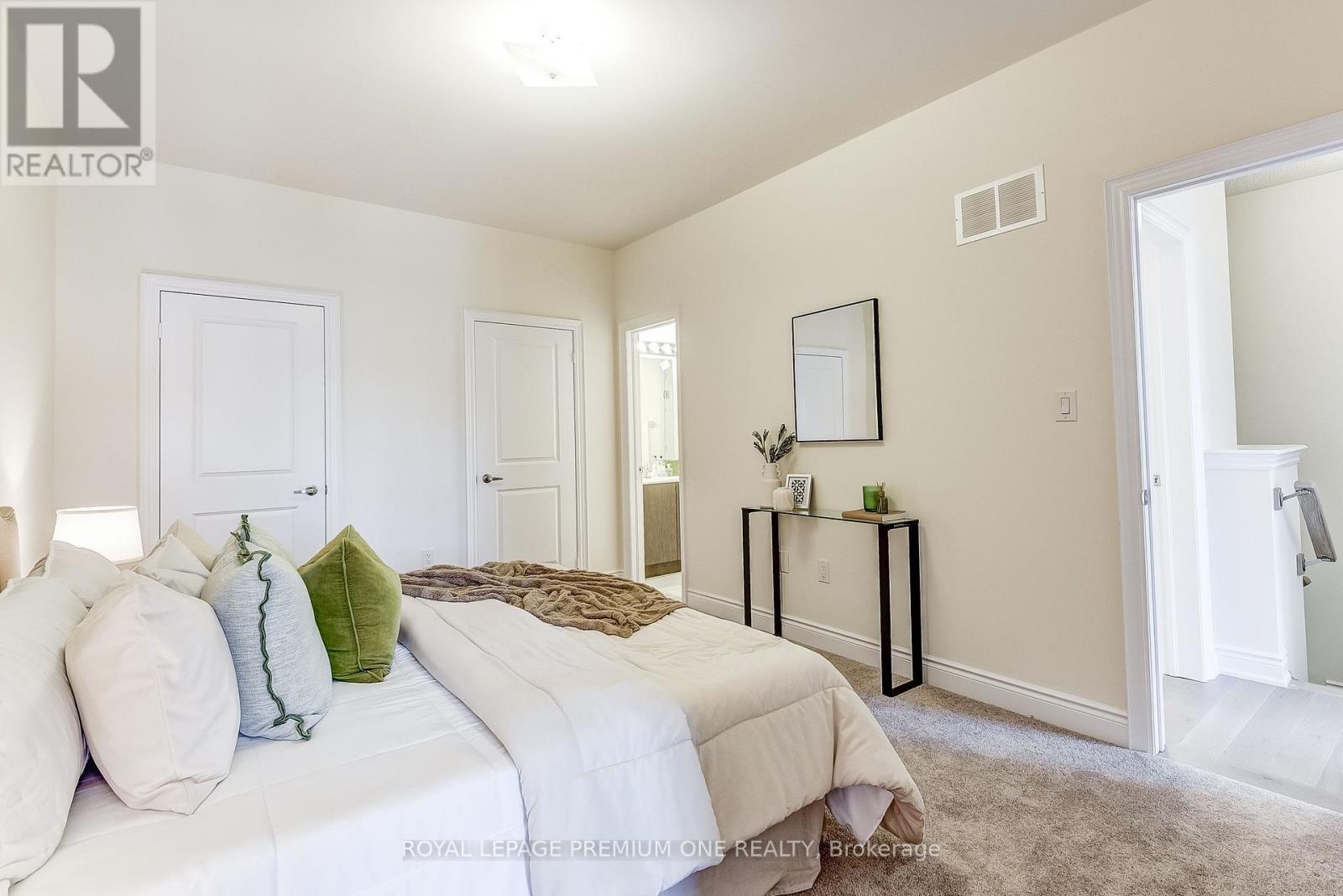 












71 TENNANT CIRCLE N

,
Vaughan,




Ontario
L4H5L5

