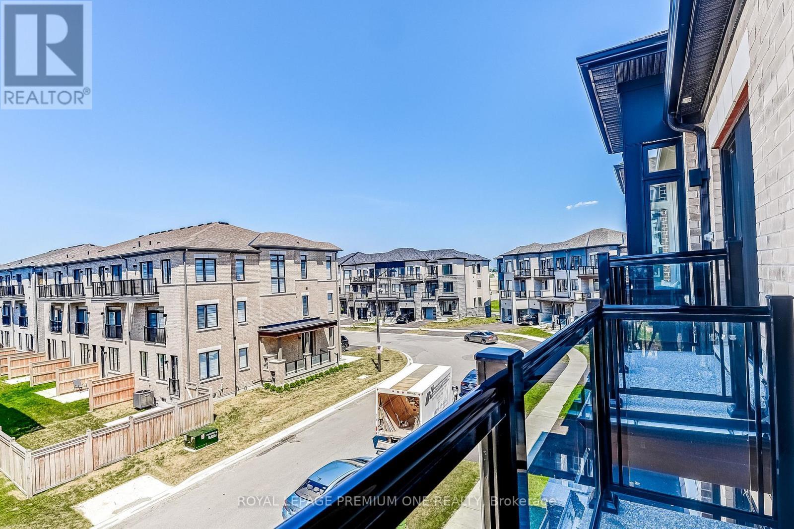 












71 TENNANT CIRCLE N

,
Vaughan,




Ontario
L4H5L5

