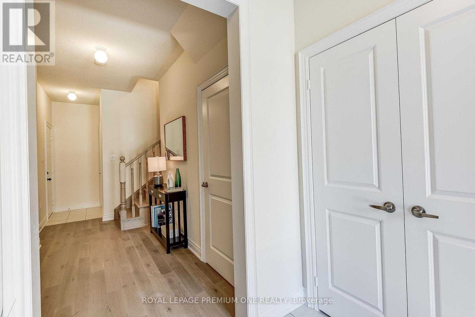 












71 TENNANT CIRCLE N

,
Vaughan,




Ontario
L4H5L5

