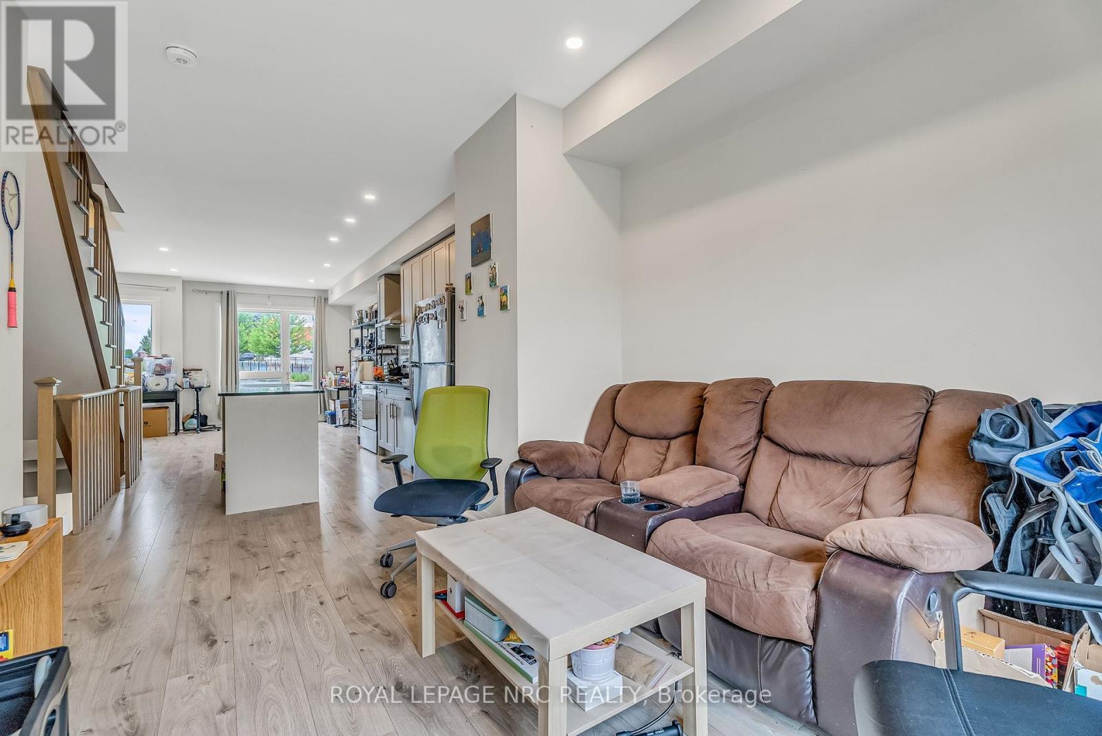 












1670 PLEASURE VALLEY PATH

,
Oshawa (Samac),




Ontario
L1G0E3

