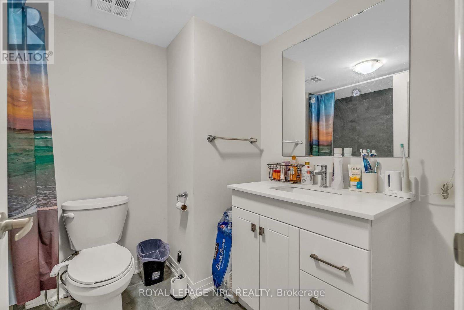 












1670 PLEASURE VALLEY PATH

,
Oshawa (Samac),




Ontario
L1G0E3

