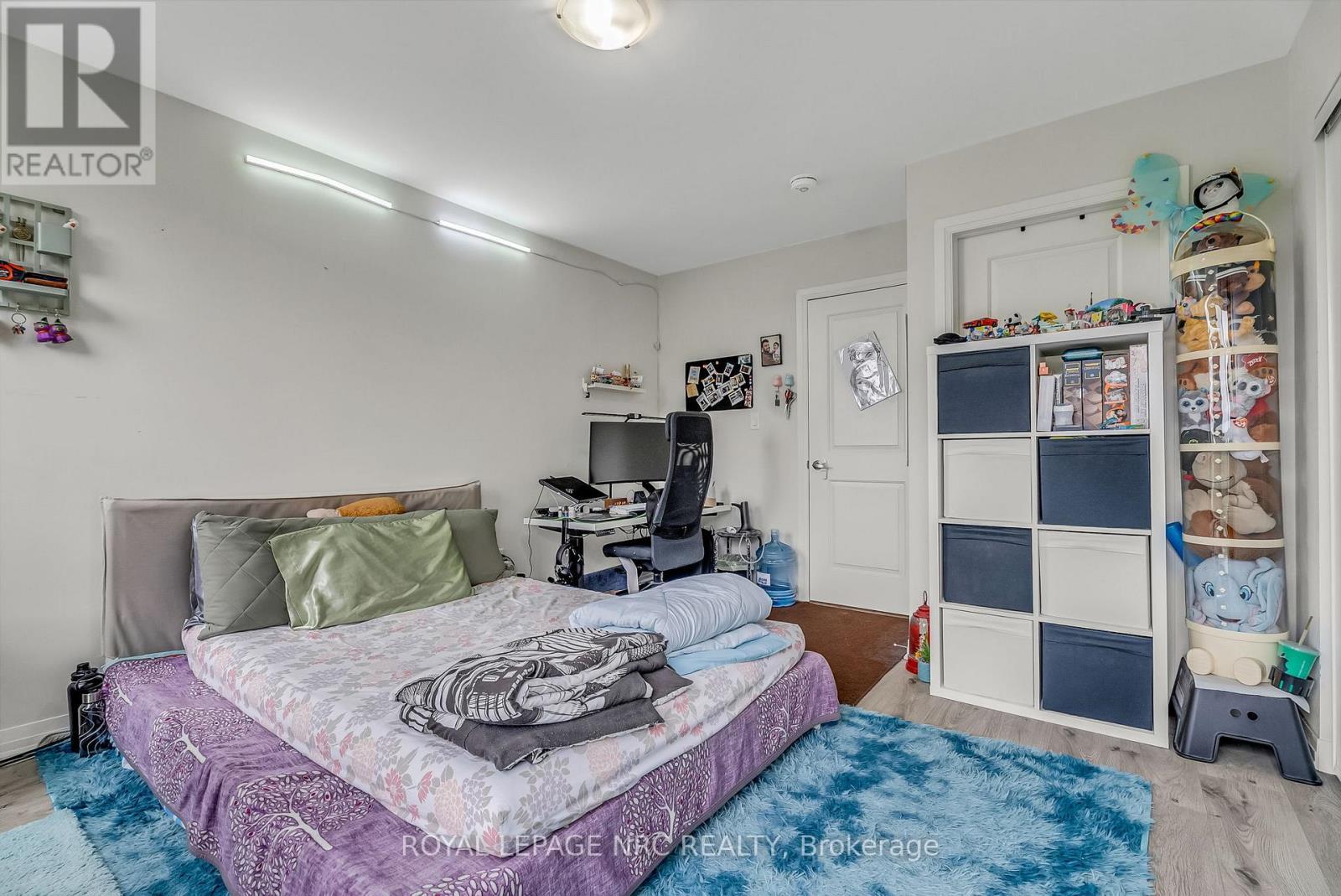 












1670 PLEASURE VALLEY PATH

,
Oshawa (Samac),




Ontario
L1G0E3

