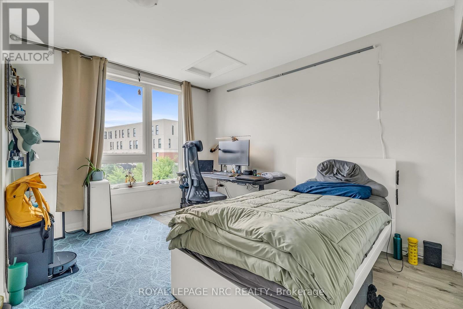 












1670 PLEASURE VALLEY PATH

,
Oshawa (Samac),




Ontario
L1G0E3

