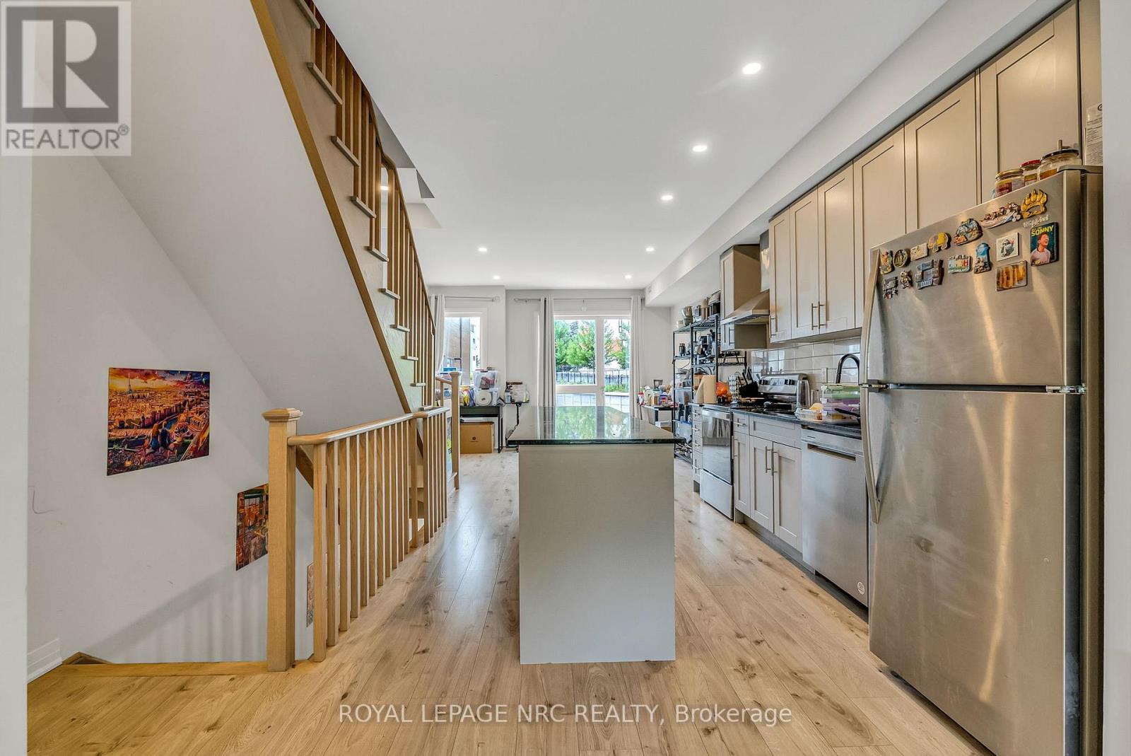 












1670 PLEASURE VALLEY PATH

,
Oshawa (Samac),




Ontario
L1G0E3

