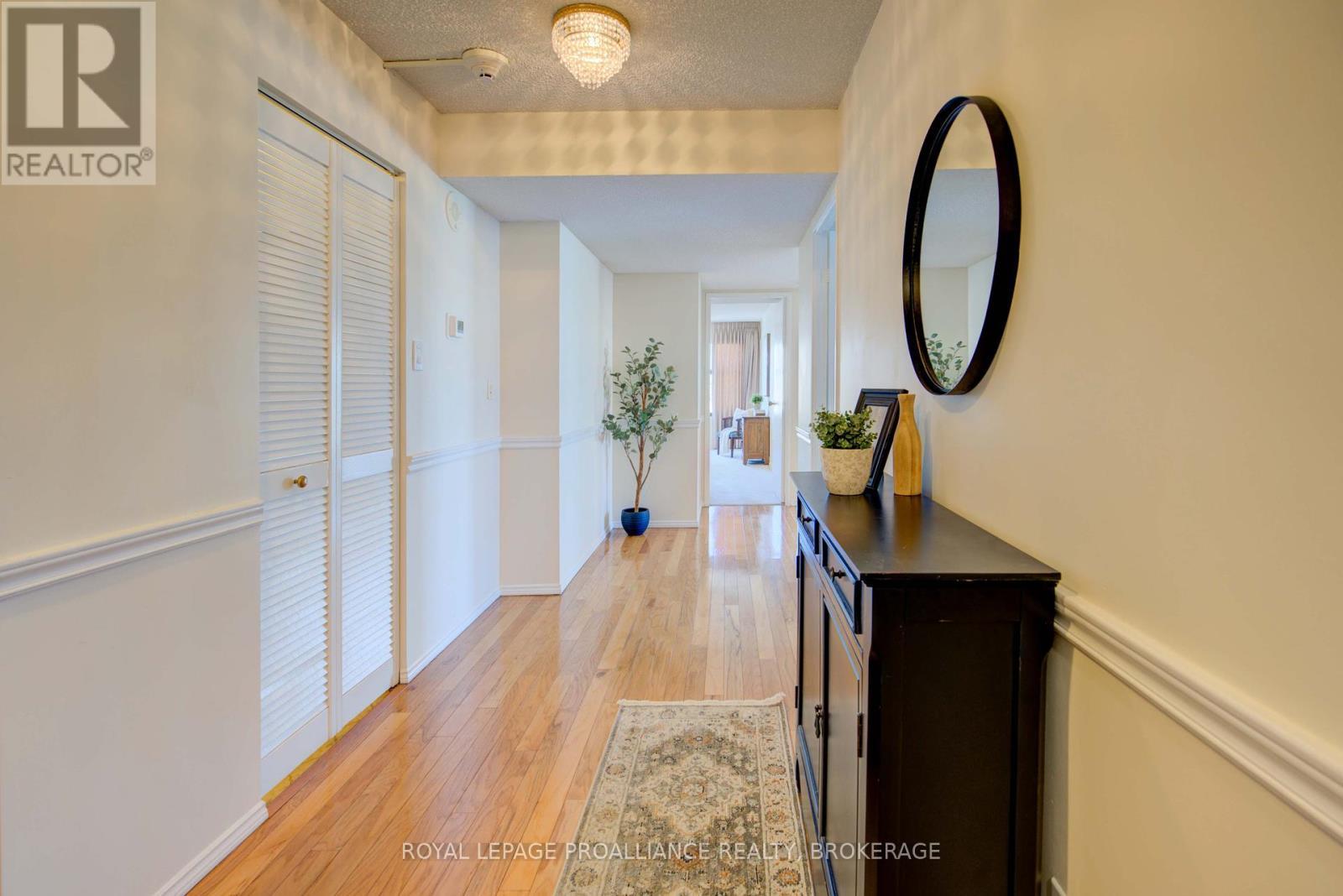 












602 - 185 ONTARIO STREET

,
Kingston (Central City East),




Ontario
K7L2Y7

