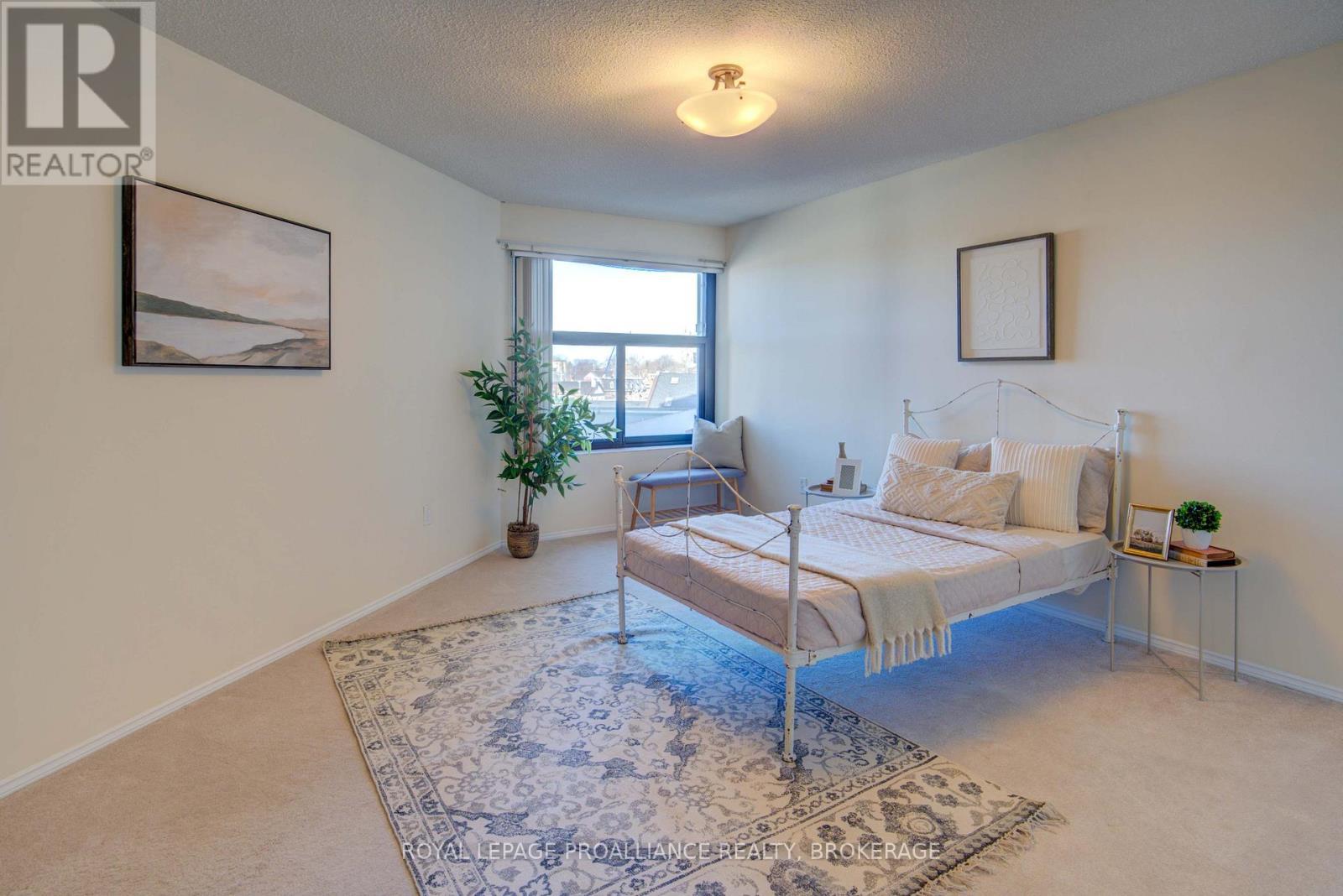 












602 - 185 ONTARIO STREET

,
Kingston (Central City East),




Ontario
K7L2Y7

