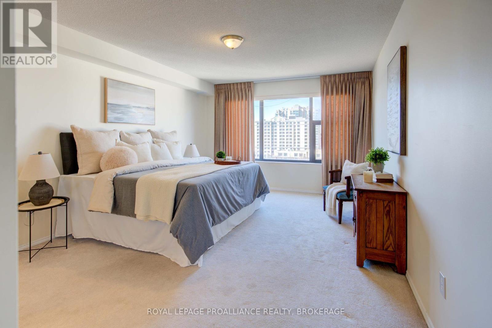 












602 - 185 ONTARIO STREET

,
Kingston (Central City East),




Ontario
K7L2Y7

