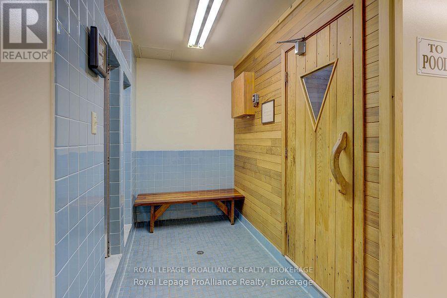 












602 - 185 ONTARIO STREET

,
Kingston (Central City East),




Ontario
K7L2Y7

