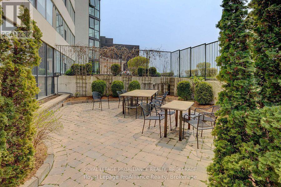 












602 - 185 ONTARIO STREET

,
Kingston (Central City East),




Ontario
K7L2Y7

