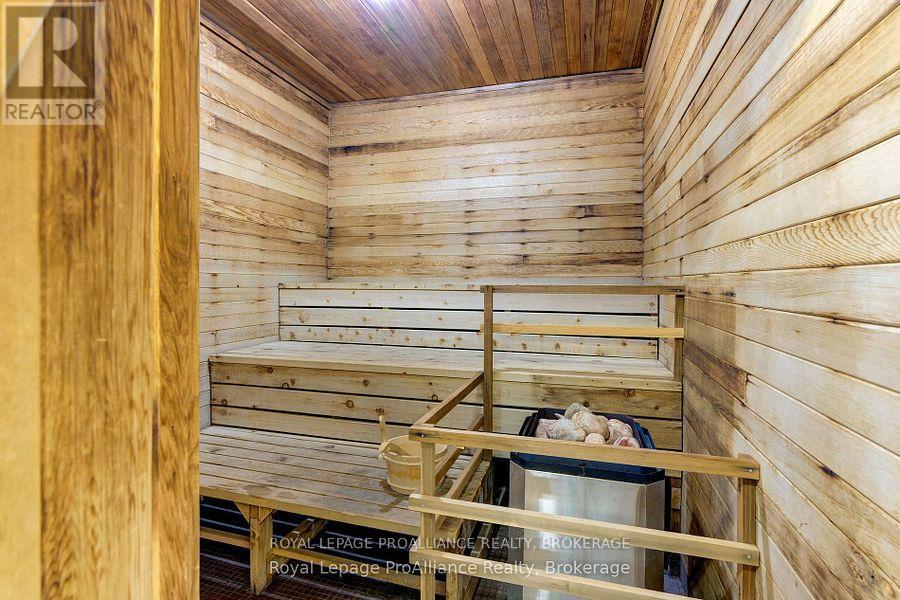 












602 - 185 ONTARIO STREET

,
Kingston (Central City East),




Ontario
K7L2Y7

