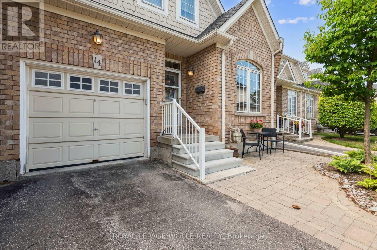 












14 - 19 NIAGARA DRIVE

,
Oshawa,




Ontario
L1G8G2

