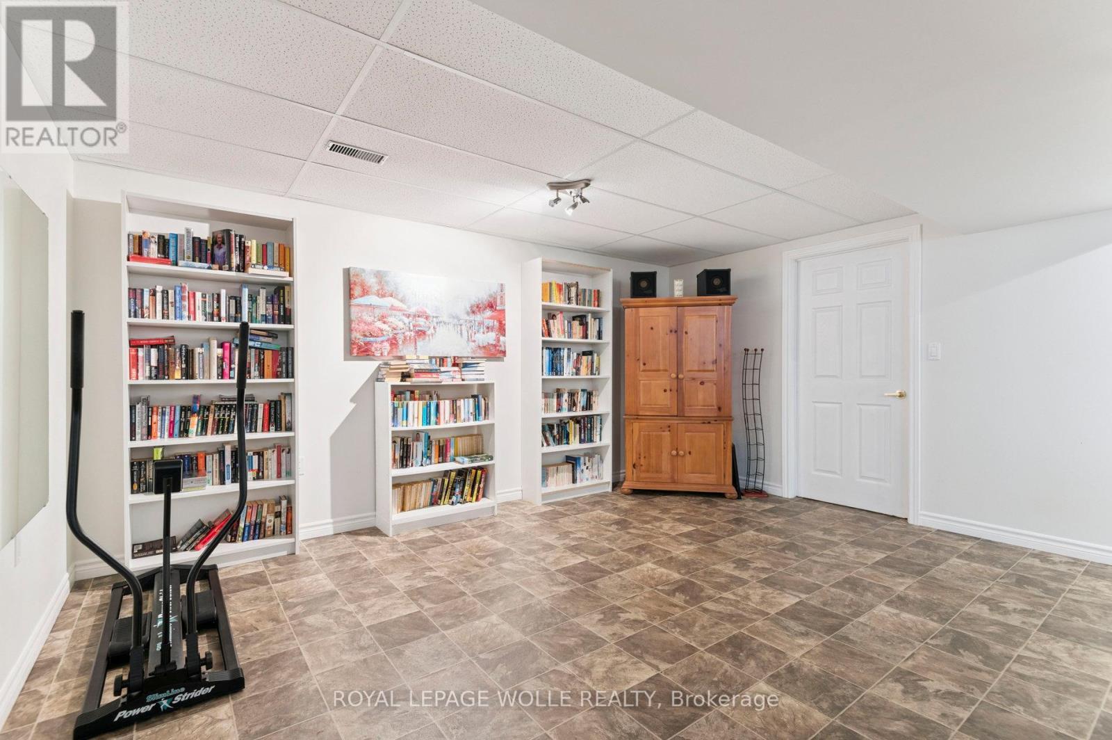 












14 - 19 NIAGARA DRIVE

,
Oshawa,




Ontario
L1G8G2

