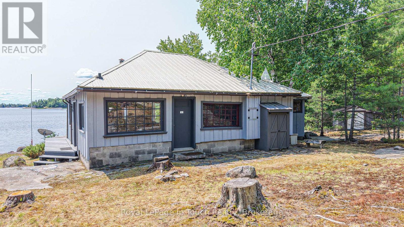 












1810 BONE ISLAND

,
Georgian Bay (Gibson),




Ontario
P0E1E0

