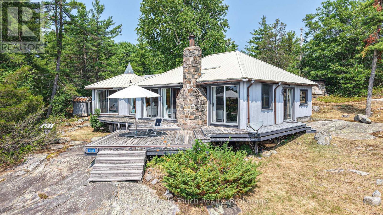 












1810 BONE ISLAND

,
Georgian Bay (Gibson),




Ontario
P0E1E0

