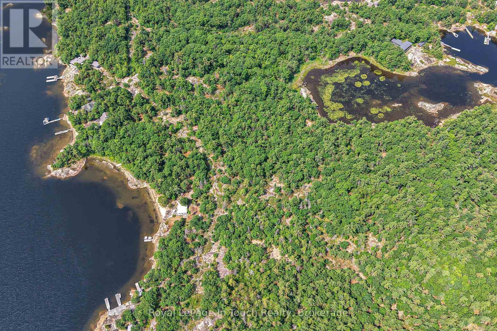 












1810 BONE ISLAND

,
Georgian Bay (Gibson),




Ontario
P0E1E0

