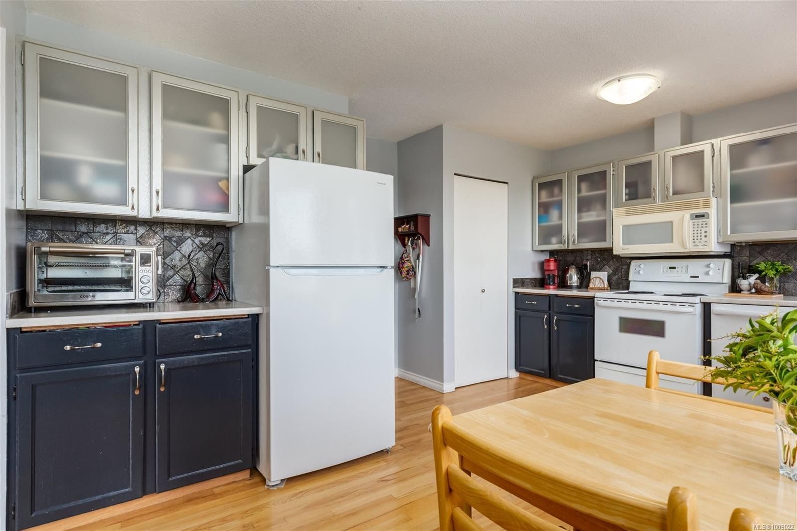 









108


Chelan

Pl,
Nanaimo,




BC
V9R 6S2

