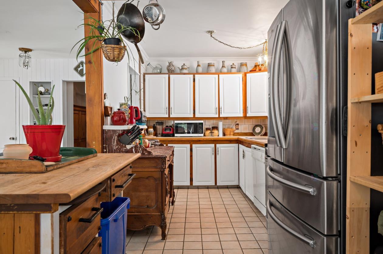 









105


Rue St-Germain

,
Mont-Tremblant,




QC
J8E1G5

