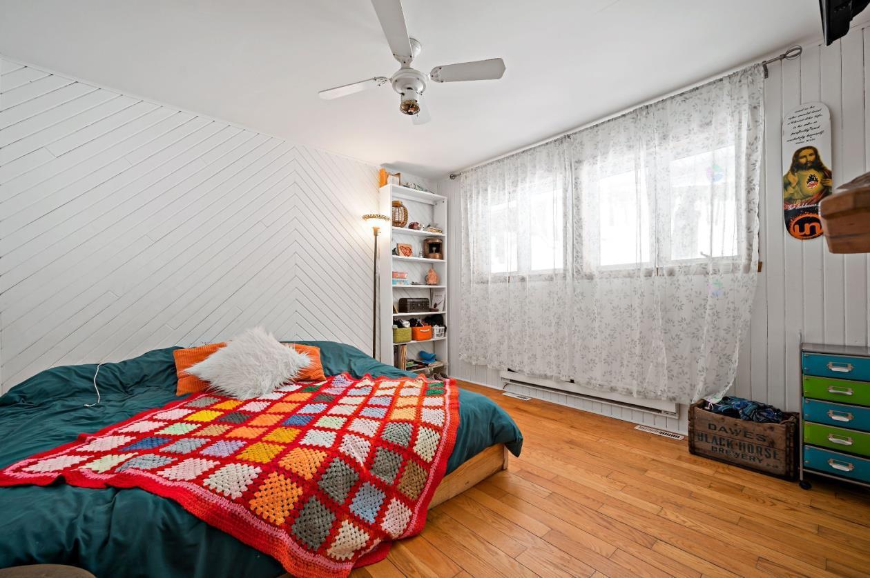









105


Rue St-Germain

,
Mont-Tremblant,




QC
J8E1G5

