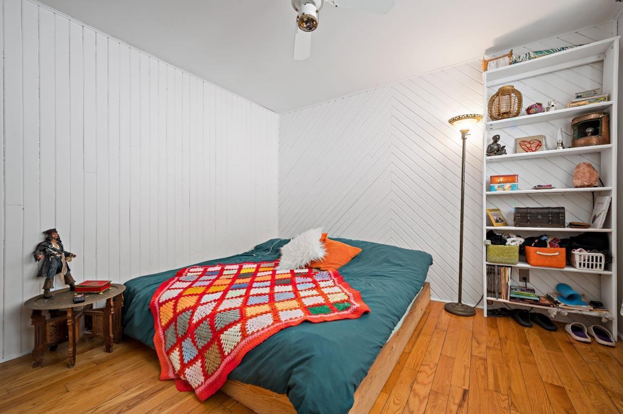 









105


Rue St-Germain

,
Mont-Tremblant,




QC
J8E1G5

