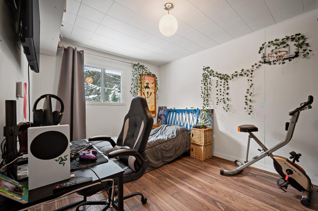 









105


Rue St-Germain

,
Mont-Tremblant,




QC
J8E1G5

