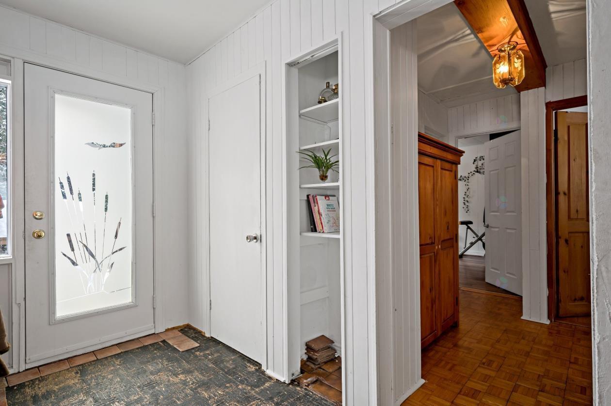 









105


Rue St-Germain

,
Mont-Tremblant,




QC
J8E1G5

