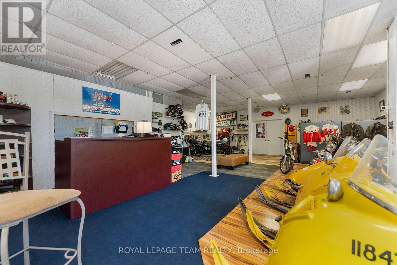 












636 MILL STREET

,
Greater Madawaska,




Ontario
K0J1H0

