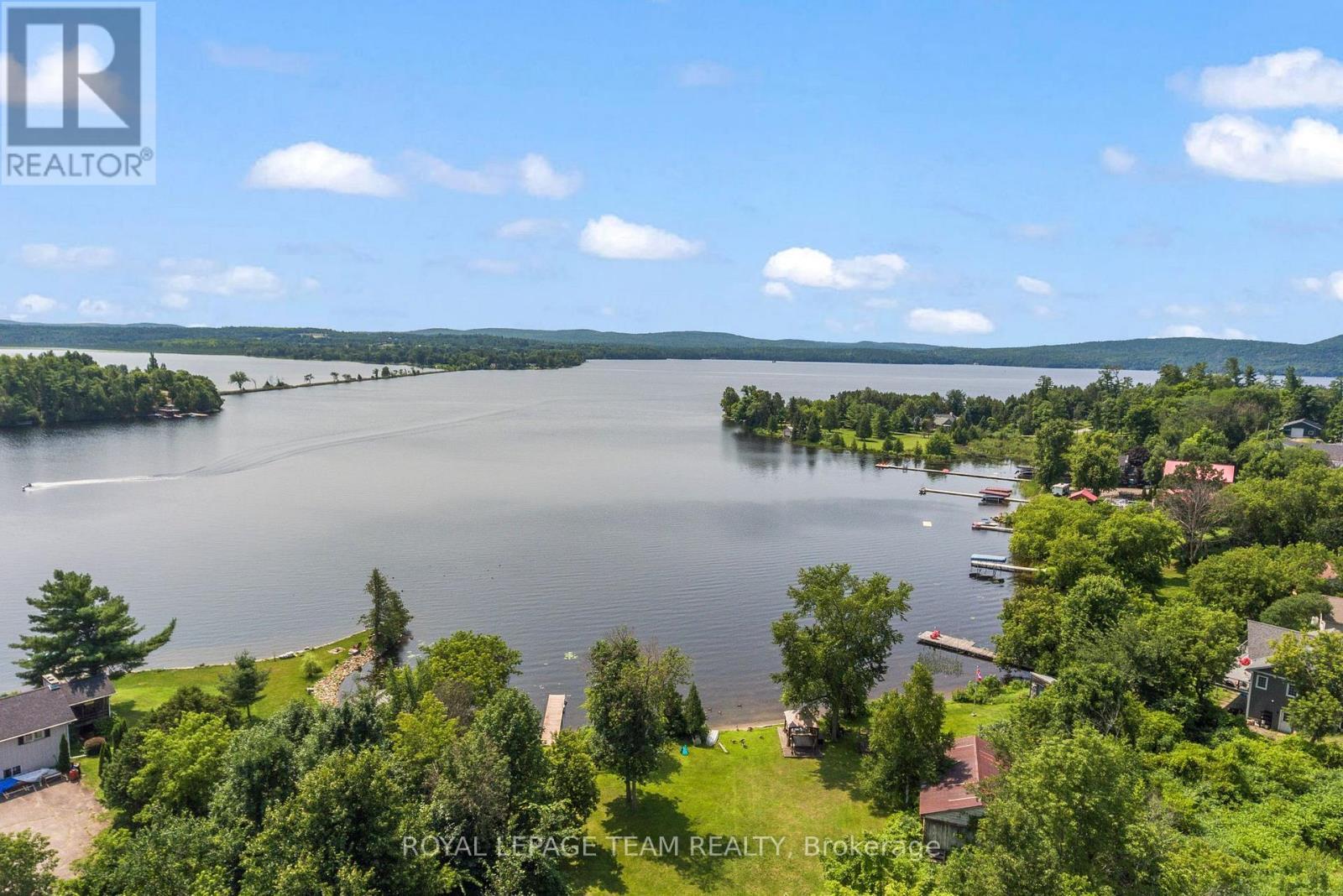 












636 MILL STREET

,
Greater Madawaska,




Ontario
K0J1H0

