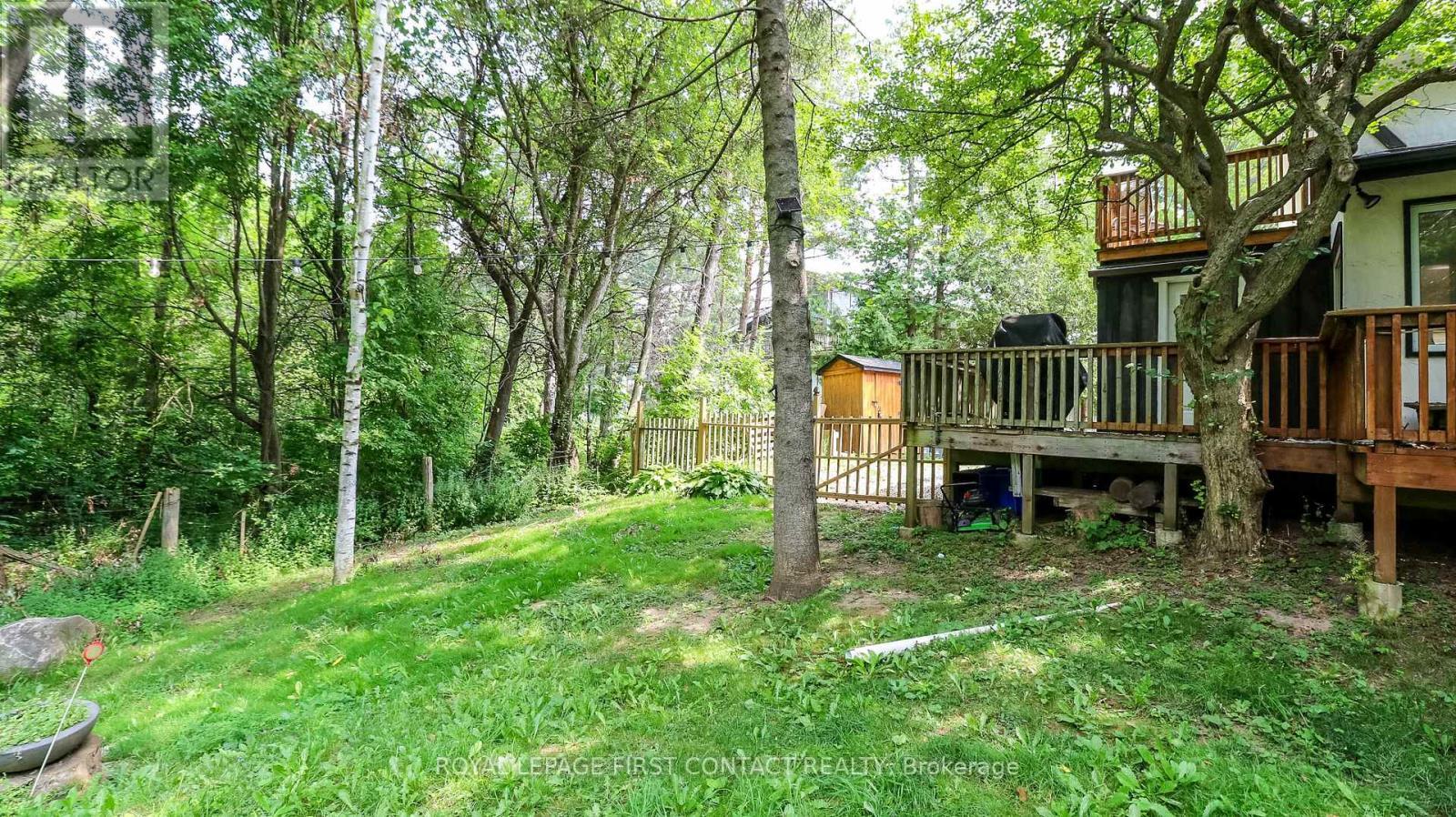 












114 BIRCH VIEW TRAIL

,
Blue Mountains,




Ontario
L9Y0M2

