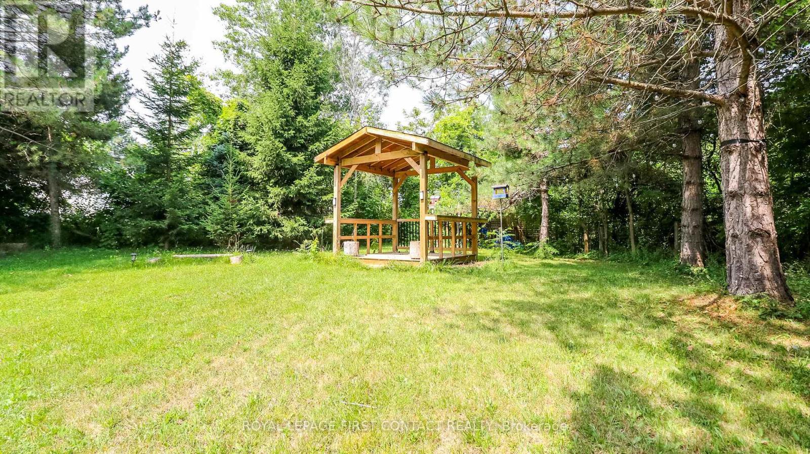












114 BIRCH VIEW TRAIL

,
Blue Mountains,




Ontario
L9Y0M2

