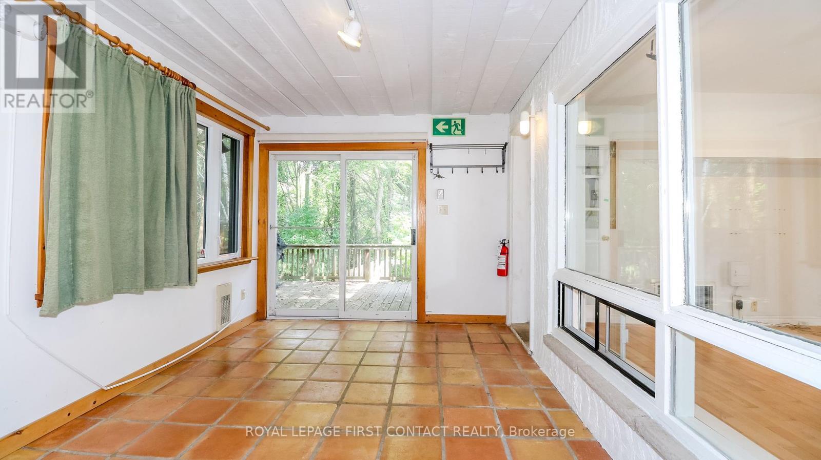 












114 BIRCH VIEW TRAIL

,
Blue Mountains,




Ontario
L9Y0M2

