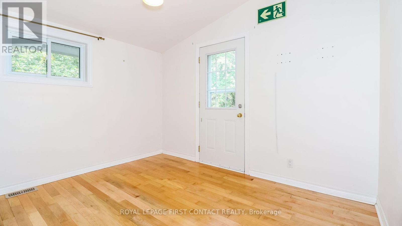 












114 BIRCH VIEW TRAIL

,
Blue Mountains,




Ontario
L9Y0M2

