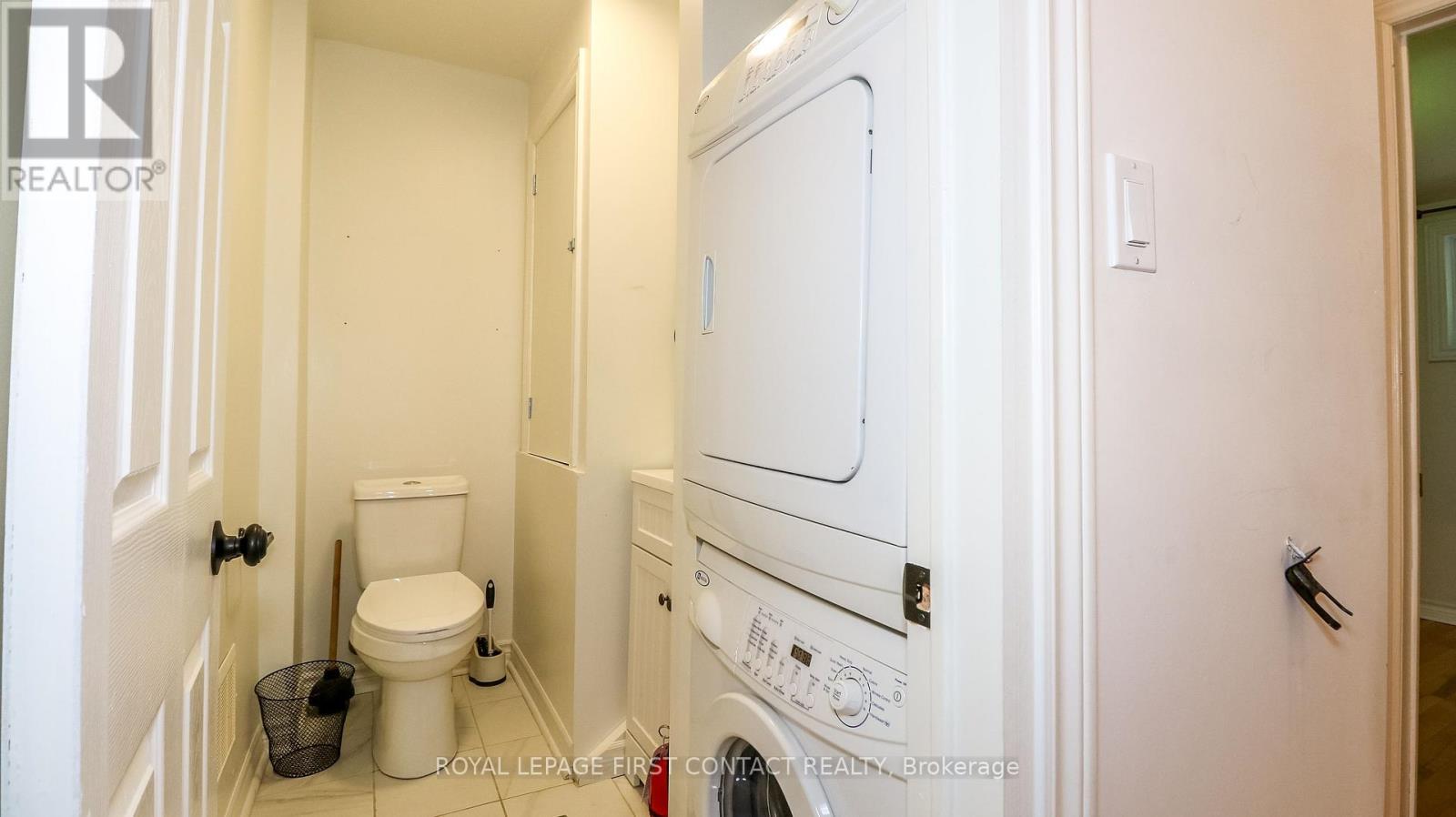 












114 BIRCH VIEW TRAIL

,
Blue Mountains,




Ontario
L9Y0M2

