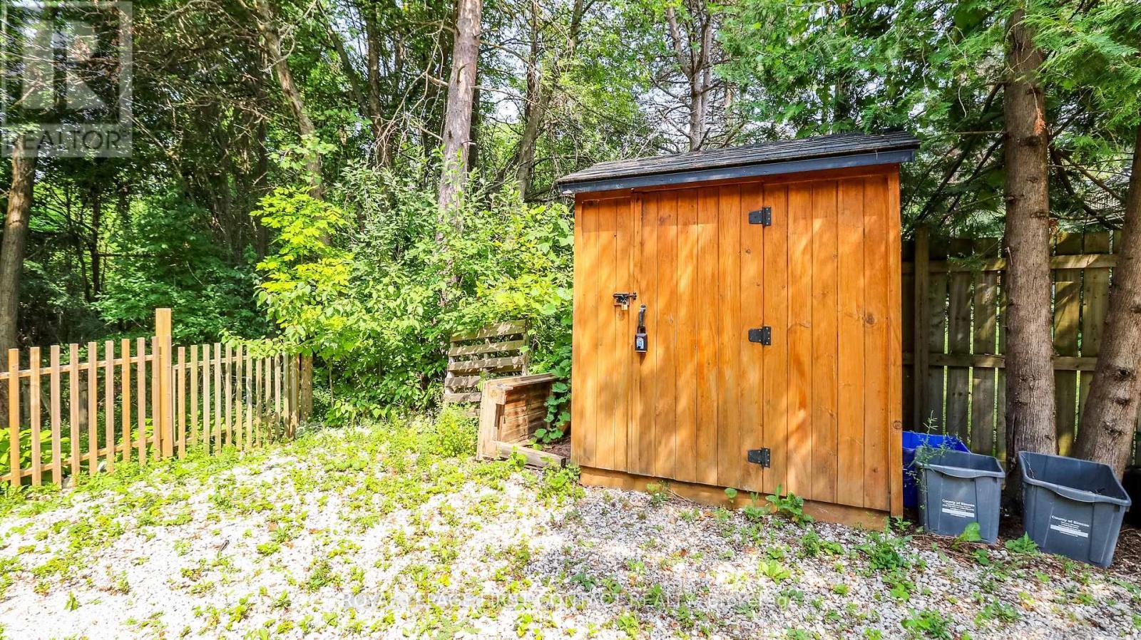 












114 BIRCH VIEW TRAIL

,
Blue Mountains,




Ontario
L9Y0M2

