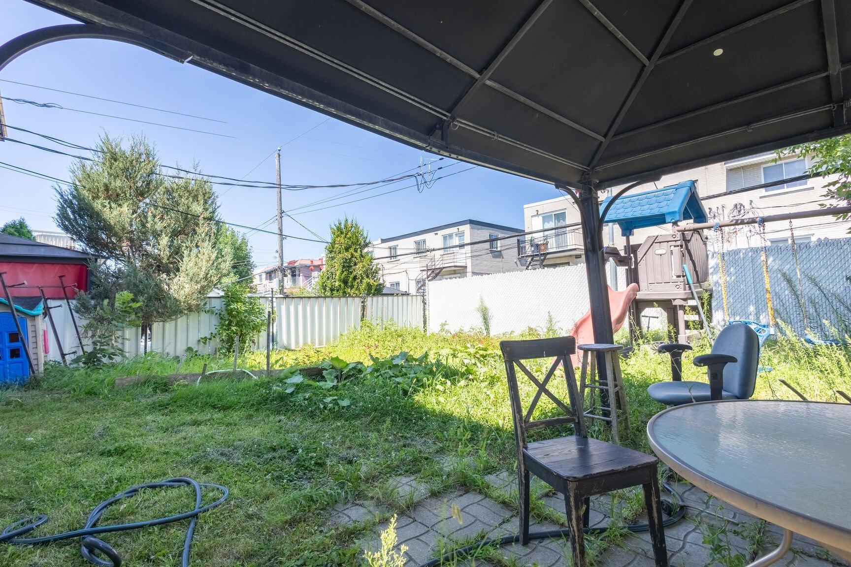 









6435

 - 6437


Rue Marie-Victorin

,
Montréal (Montréal-Nord),




QC
H1G2J2


