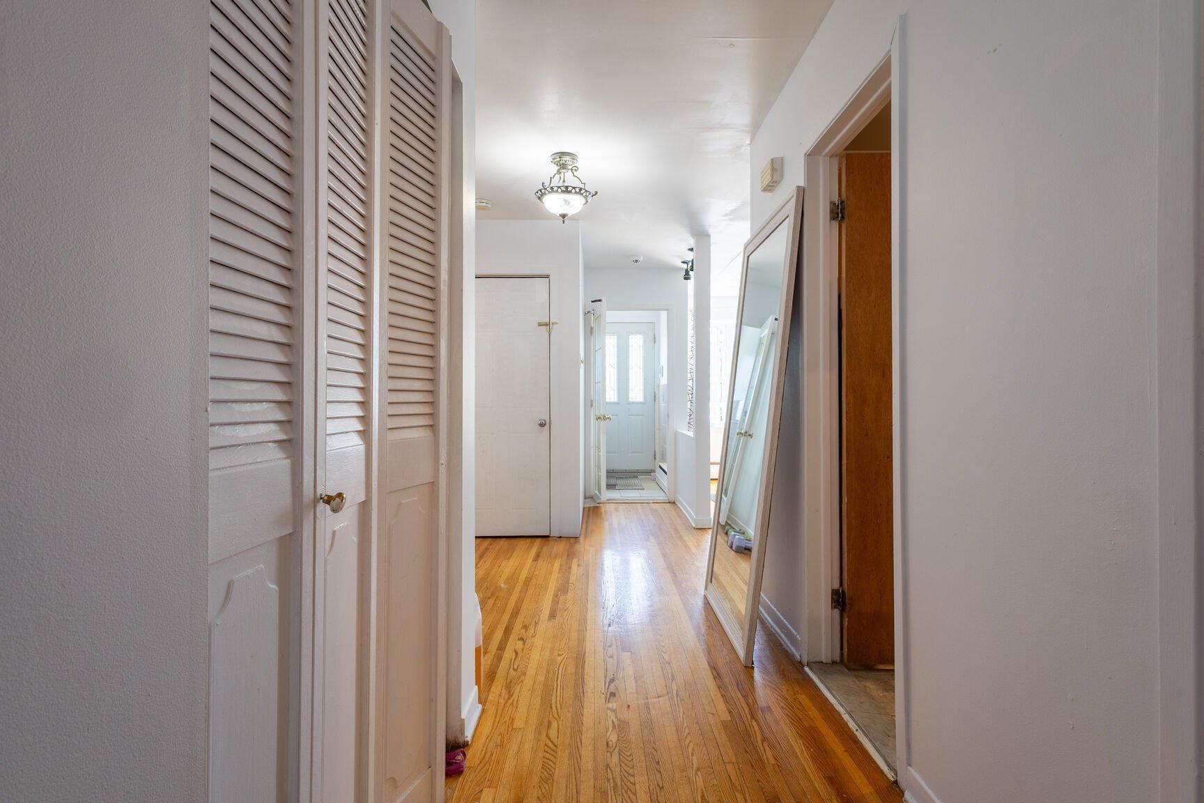 









6435

 - 6437


Rue Marie-Victorin

,
Montréal (Montréal-Nord),




QC
H1G2J2

