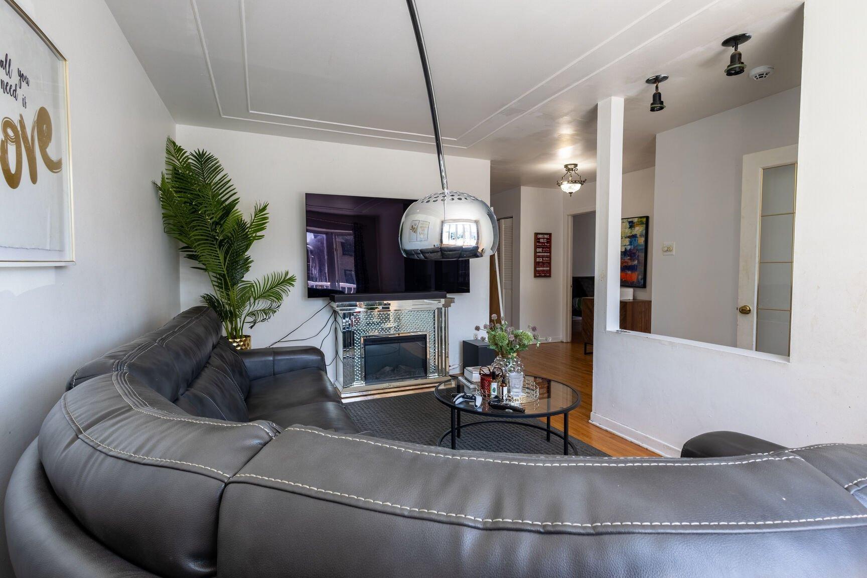 









6435

 - 6437


Rue Marie-Victorin

,
Montréal (Montréal-Nord),




QC
H1G2J2


