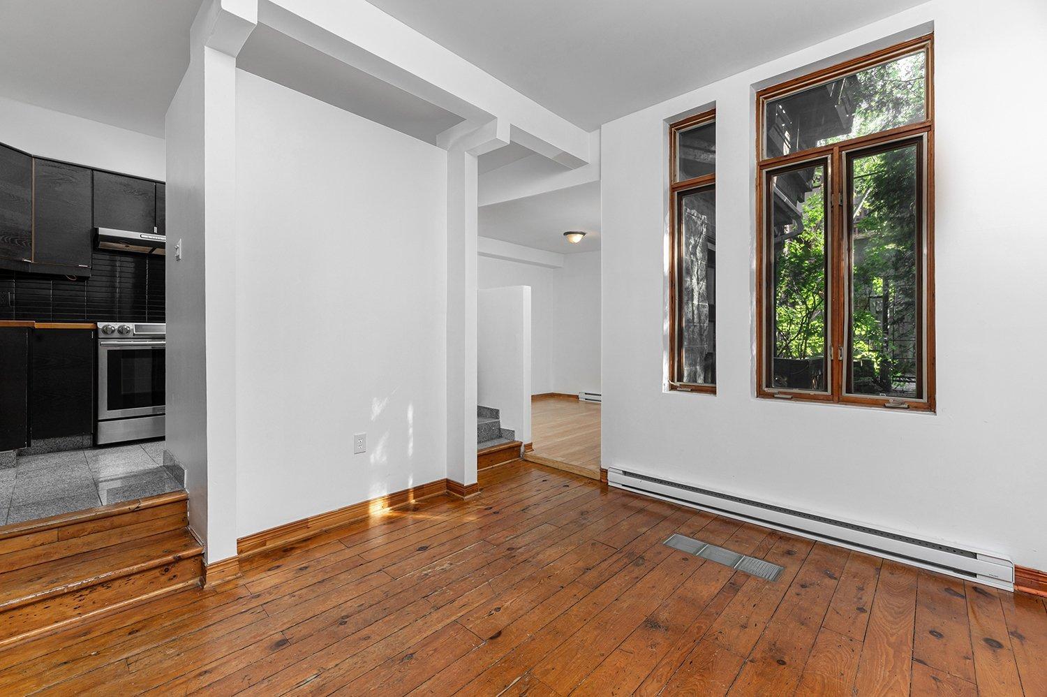 









4082


Rue Drolet

,
Montréal (Le Plateau-Mont-Royal),




QC
H2W2L4

