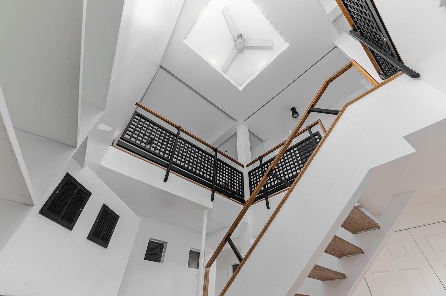 









4082


Rue Drolet

,
Montréal (Le Plateau-Mont-Royal),




QC
H2W2L4

