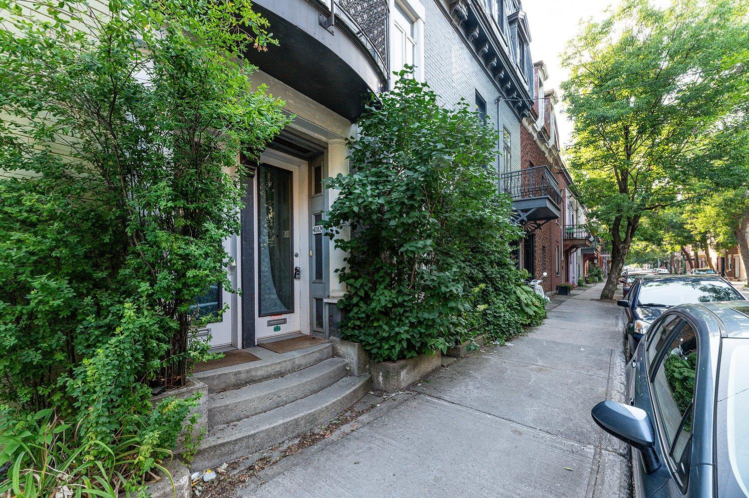 









4082


Rue Drolet

,
Montréal (Le Plateau-Mont-Royal),




QC
H2W2L4


